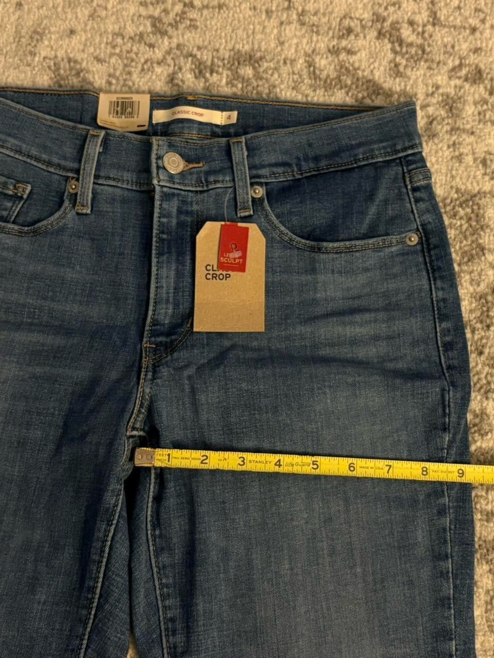 Women’s Levi’s Classic Cropped Blue Jeans Brand New With Tags Size 4 W27 - Picture 4 of 8